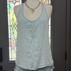 Life in Progress Women's Chambray Sleeveless Top